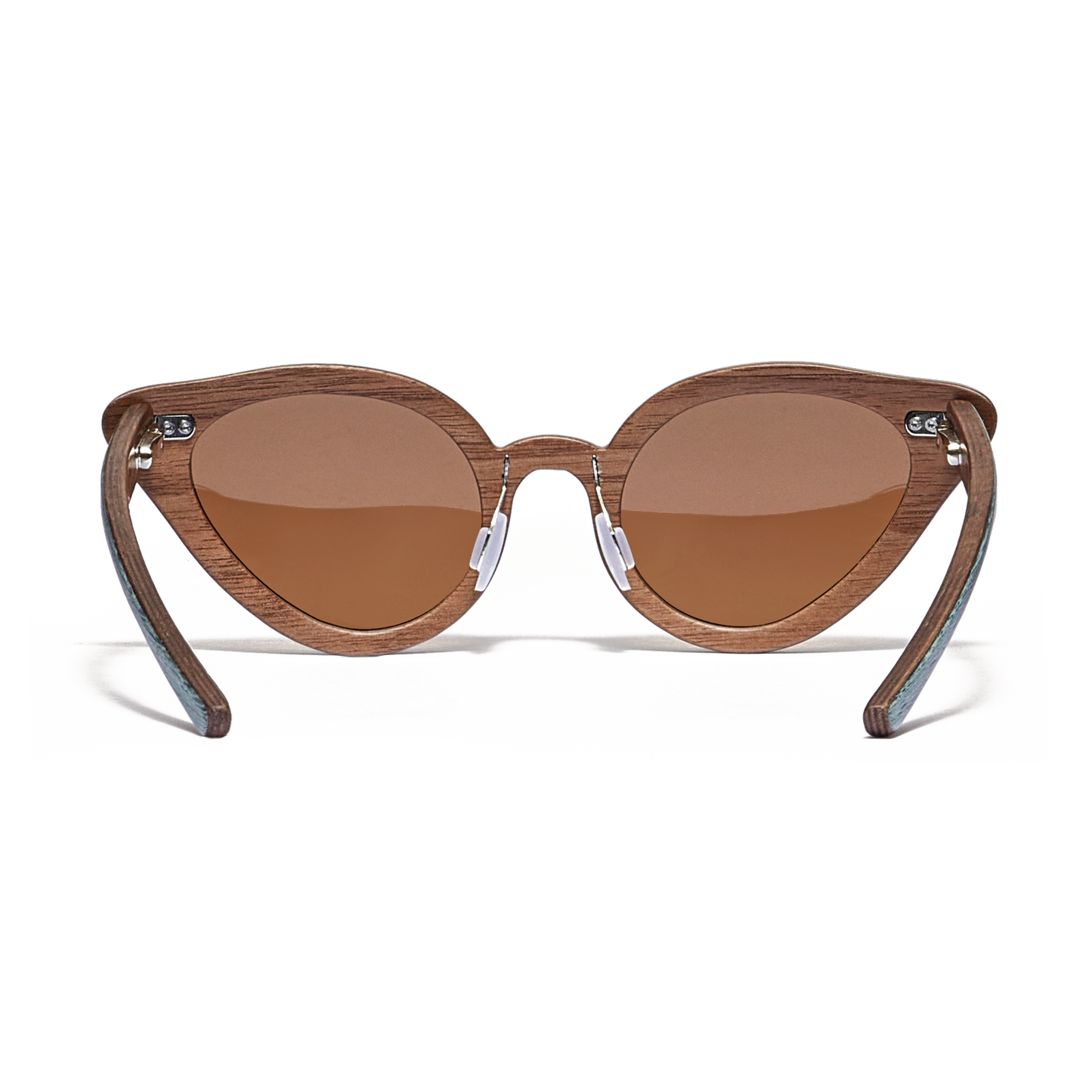 Sunglasses with wooden temples