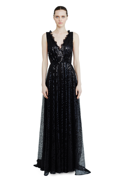 Maxi dress embroidered with sequins