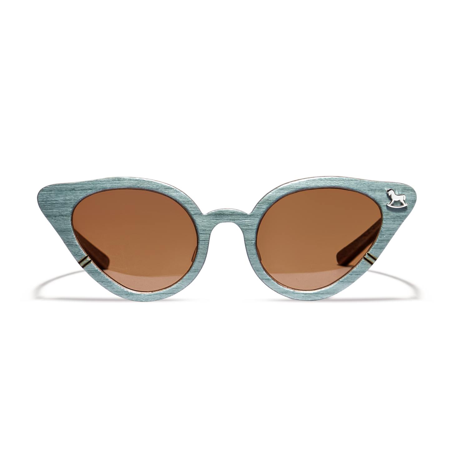 Sunglasses with wooden temples
