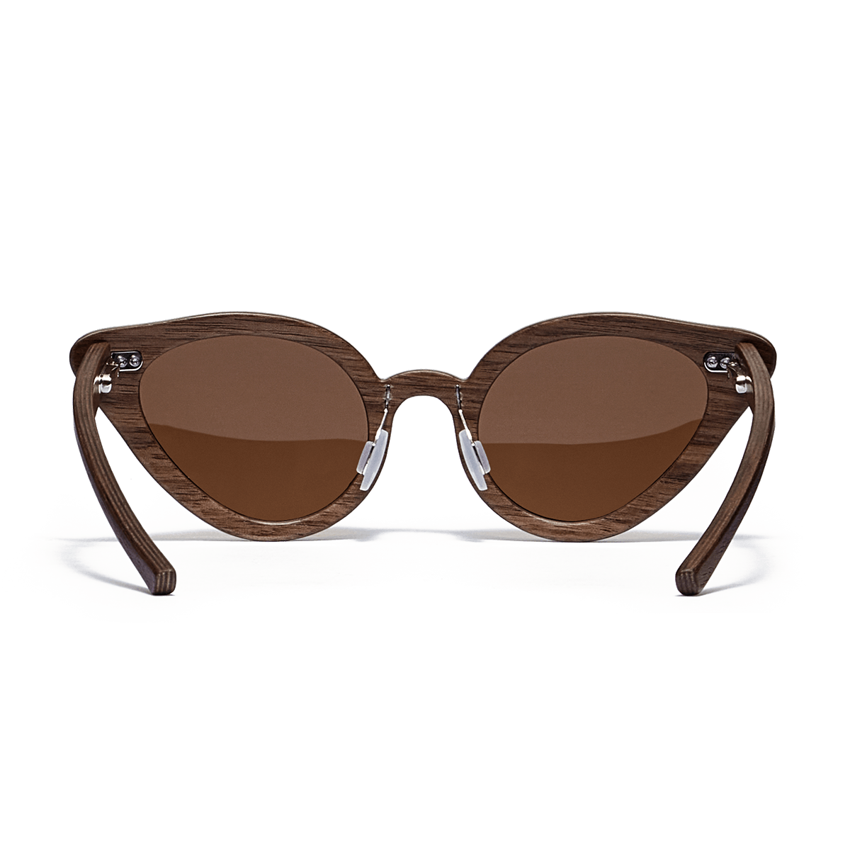 Sunglasses with wooden temples