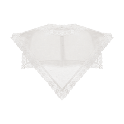 V-shaped lace collar with scalloped edge and button detail