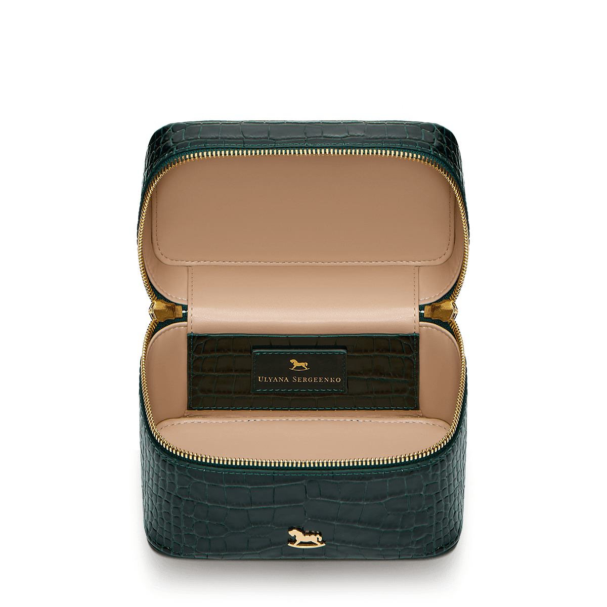 Make-up bag with signature symbol (S)