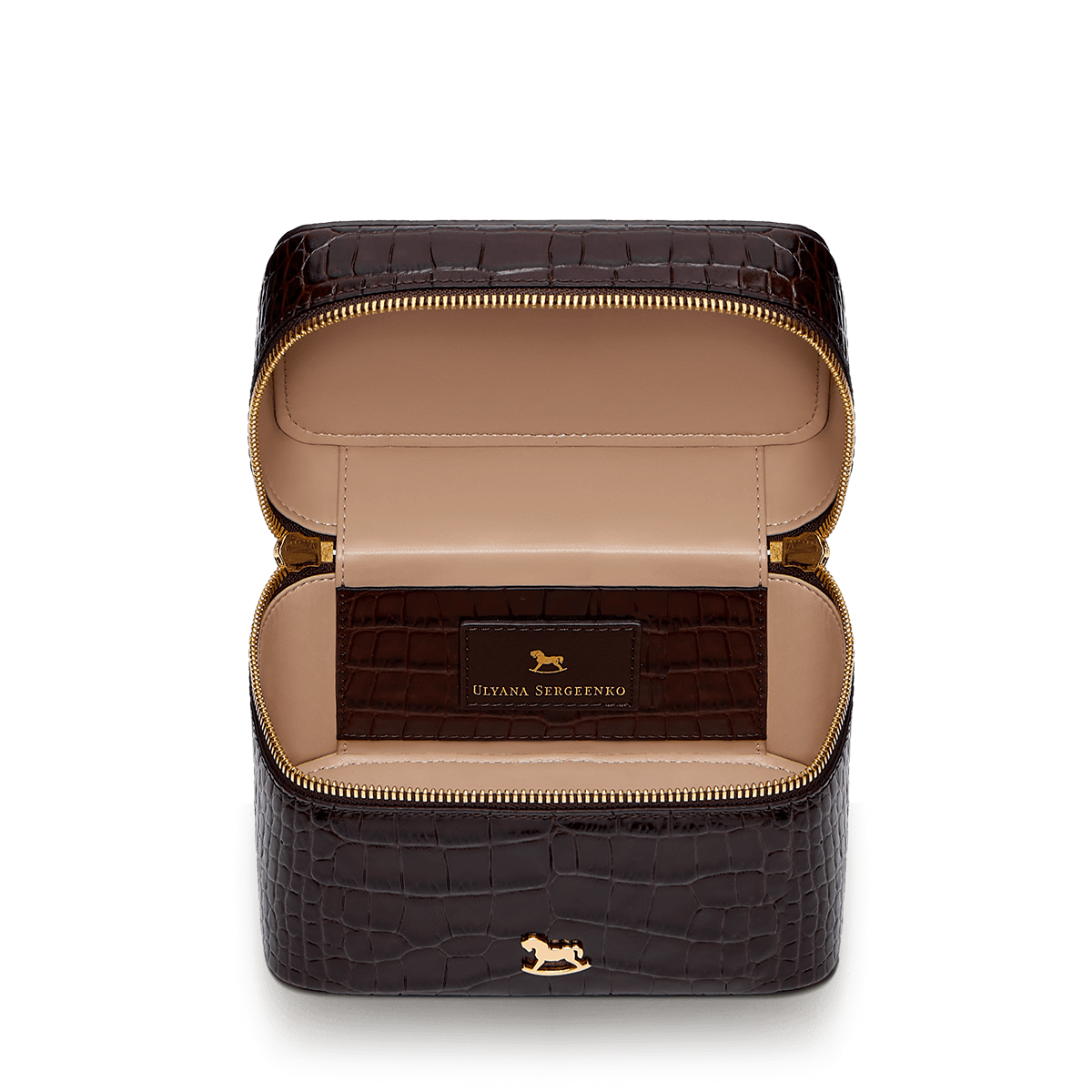 Make-up bag with signature symbol (S)