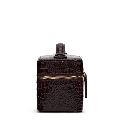 Make-up bag with signature symbol (S)