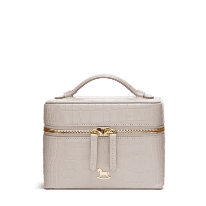 Make-up bag with signature symbol (S)