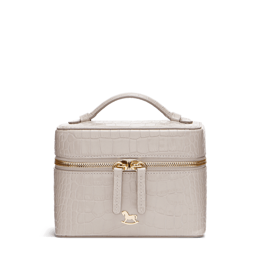 Make-up bag with signature symbol (S)