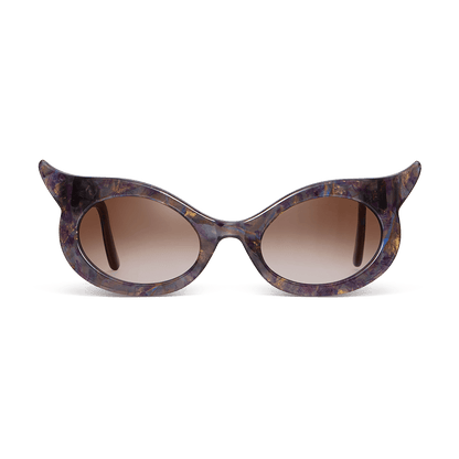 Sunglasses with upswept corners