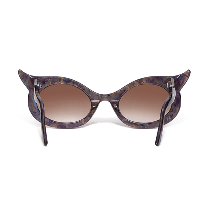 Sunglasses with upswept corners