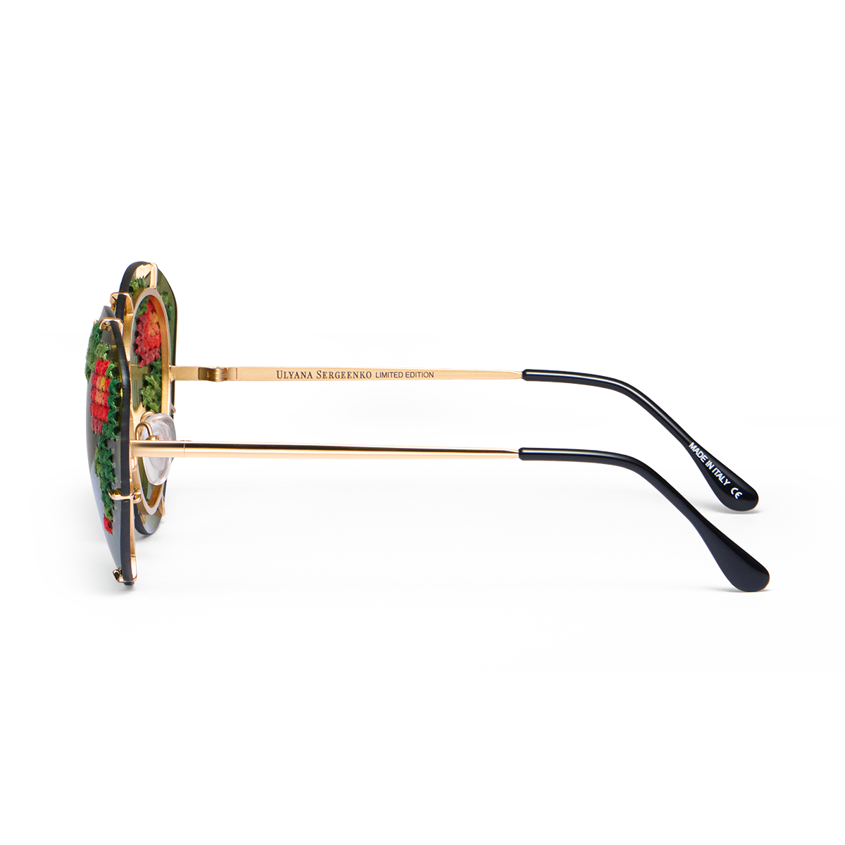 Sunglasses with hand-embroidered lenses
