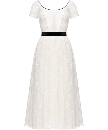 Lace dress with an apron