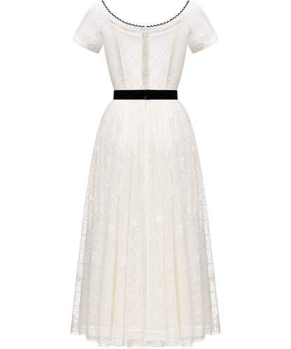 Lace dress with an apron