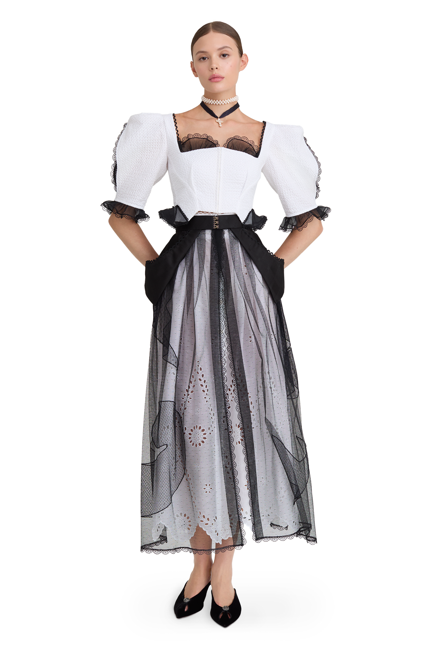 Cotton midi skirt with floral embroidery and lace trim