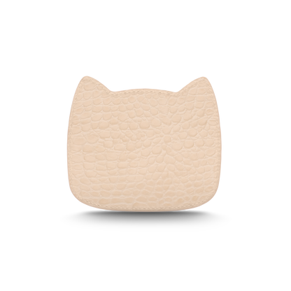 Cat-shaped leather cardholder with signature “U.S.” initials