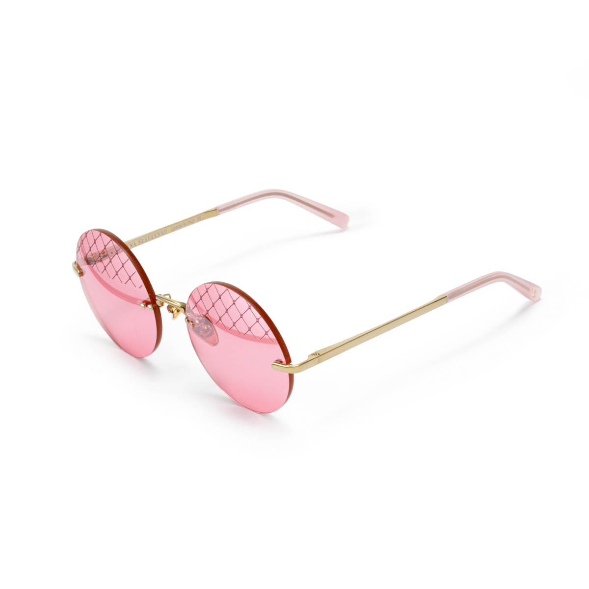 Round sunglasses with pink lenses
